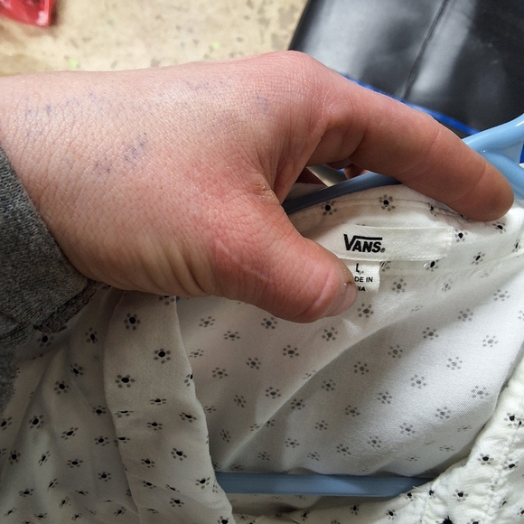 Vans White Shirt with Black Dots - Picture 5 of 12